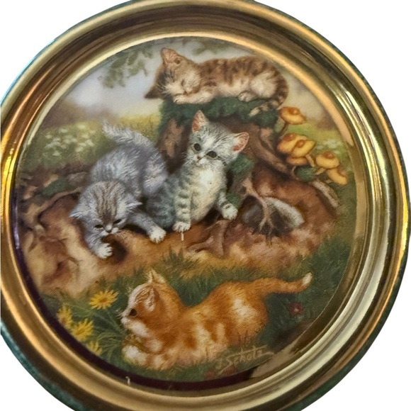 Bradford Editions Kitten Expeditions Porcelain Ornament Set - Picture 9 of 12